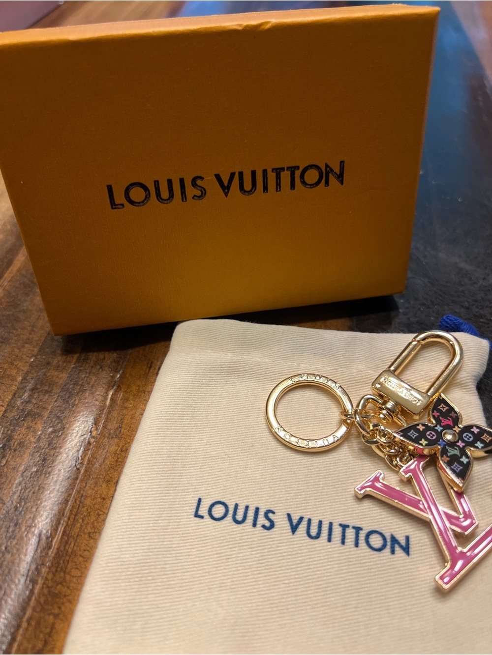 Louis Vuitton Pink LV Initials & Monogram Flower Key Charm (Box and Dust Bag) - Picture 4 of 9